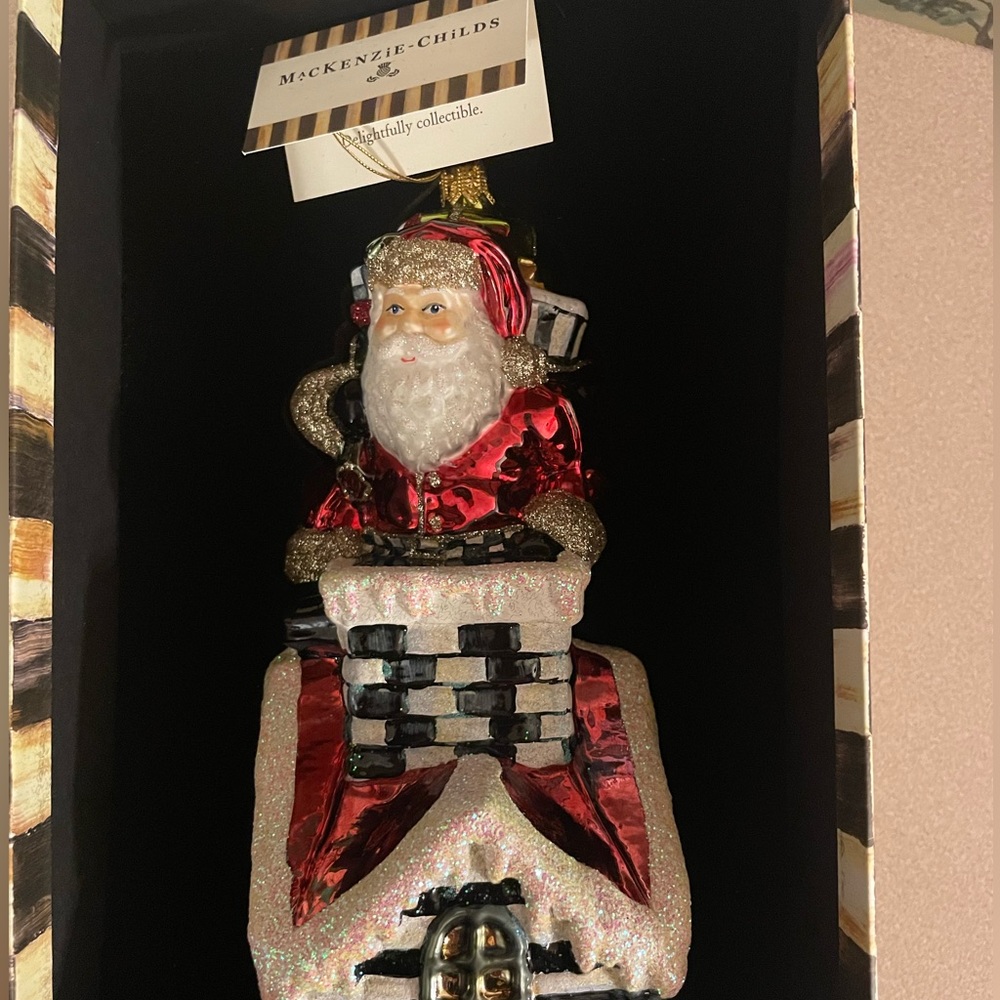 NWT Mackenzie childs Santa’s here ornament